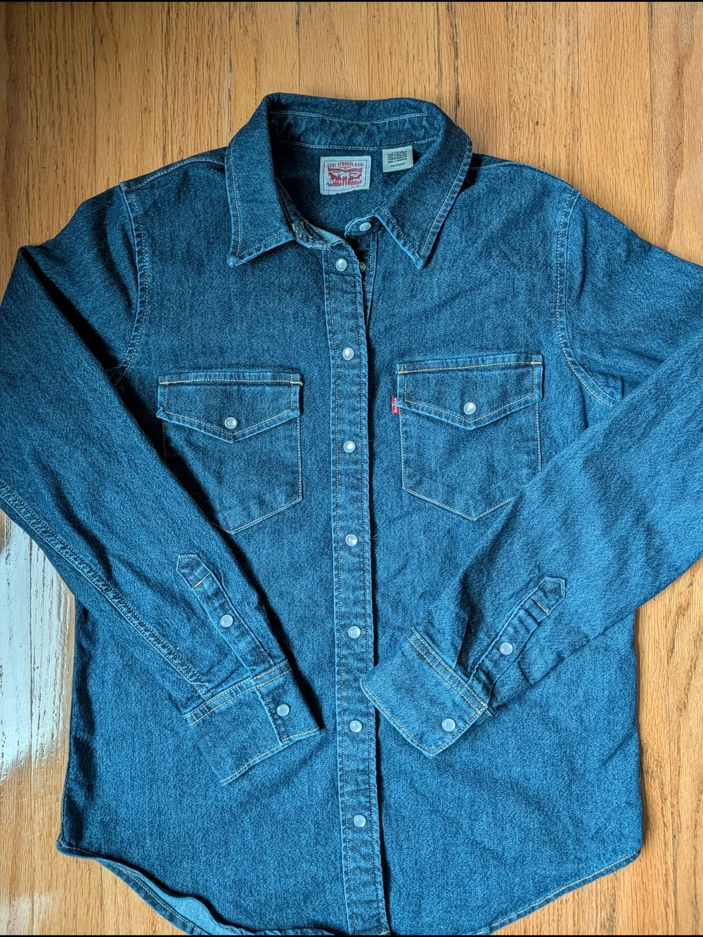 Levi's Dark Blue Denim Button-Up Western Shirt - Picture 1 of 8